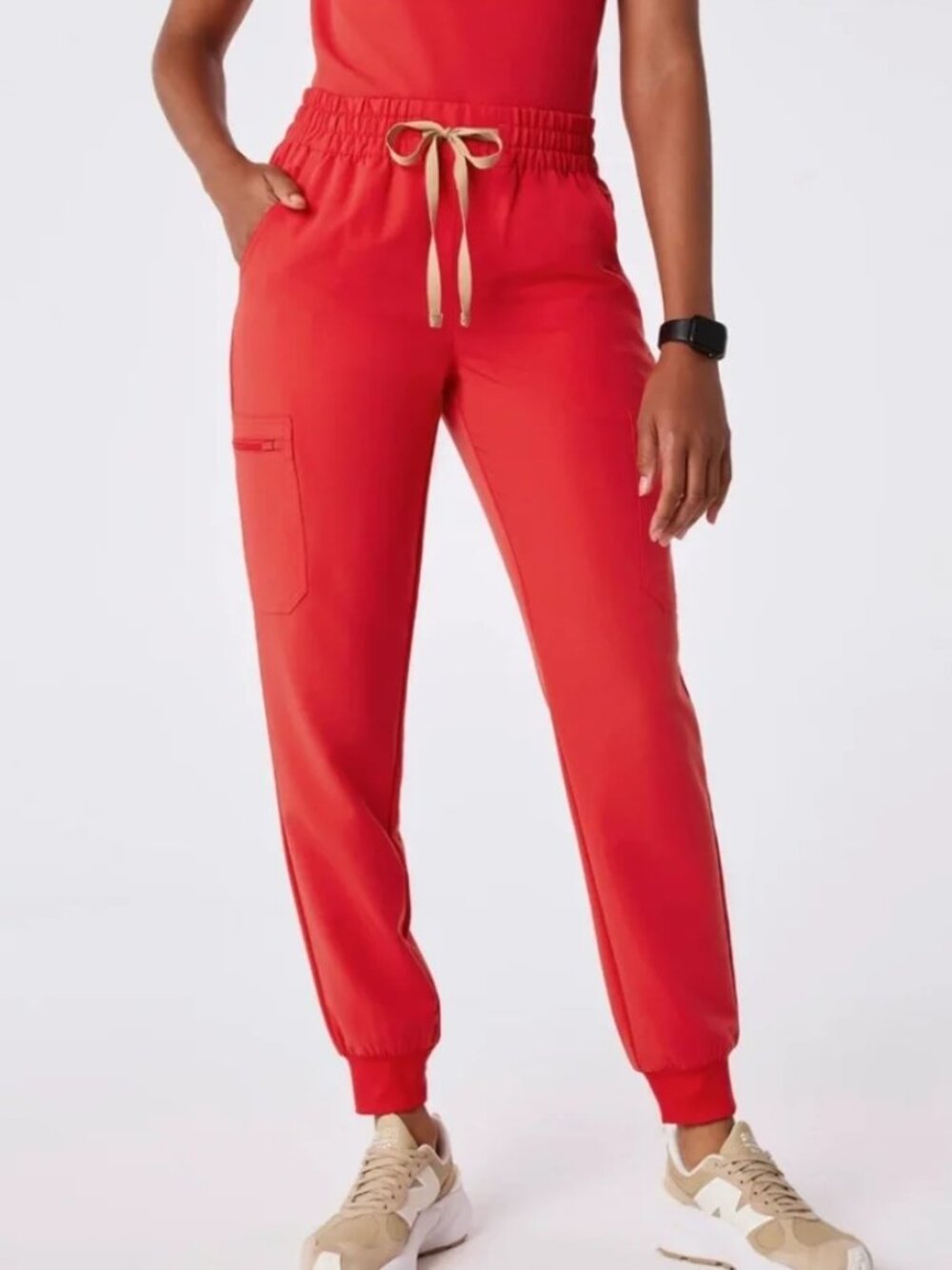 Figs Uman Jogger Scrub Pant in Hibiscus Size Petite Small